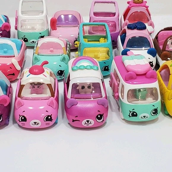 Shopkins Cutie Car 20 Assorted Diecast Cars Buses & 9 Mini Figures Collection - Picture 3 of 9